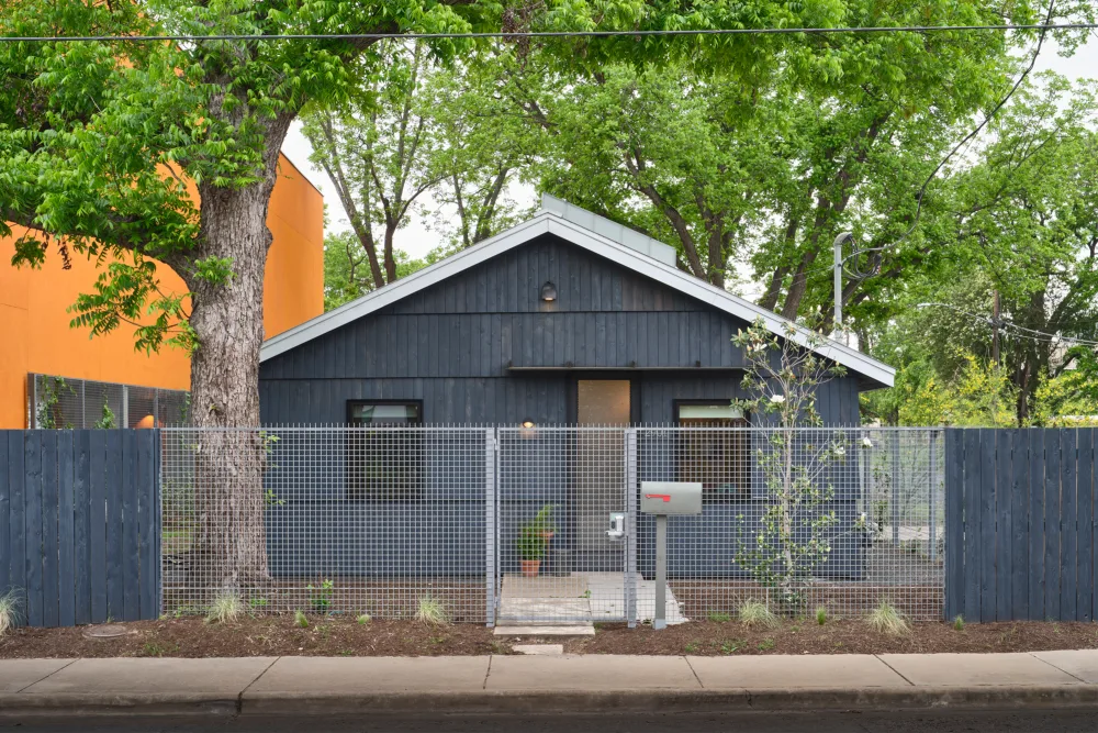 2901 e 2nd 1 1