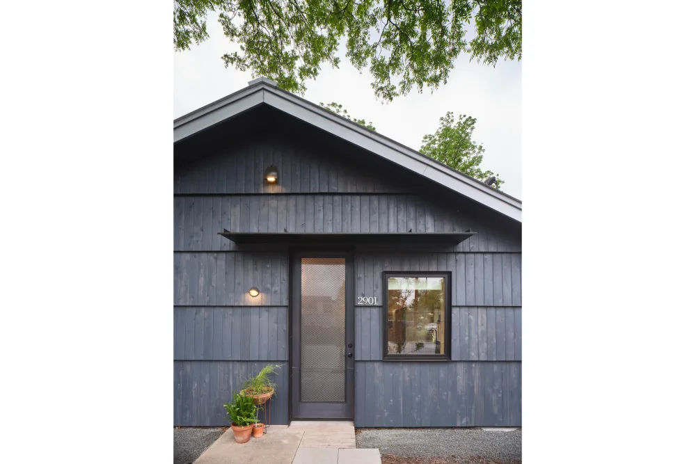2901 e 2nd 8